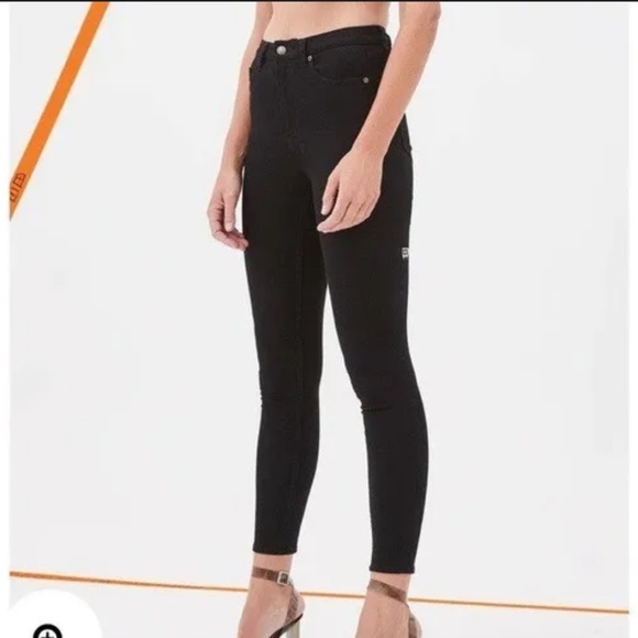 NWOT Kendall Jenner hi waisted skinny jeans - Picture 3 of 8